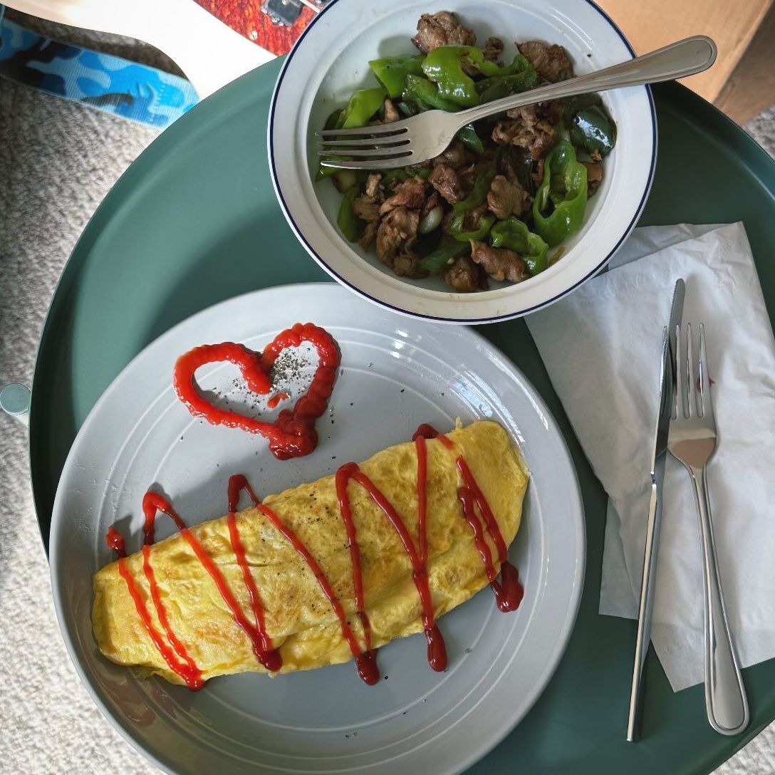 18 omelet and vegetables